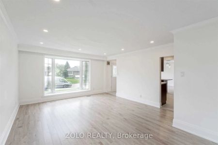 Property For Lease | N9016161 - Photo 2