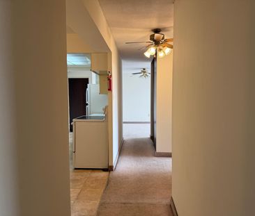 For Lease - 3100 Kirwin Avenue Unit# 704, Mississauga, Ontario - Photo 3