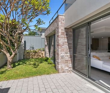 Immaculate home in Mount Hawthorn - Photo 1