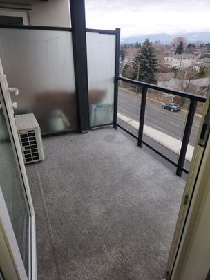 Top Floor 1bed 1bath Condo; Lodges – Available Now – Unit 1-603 - Photo 1