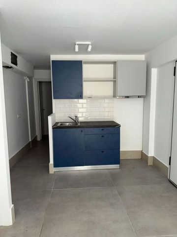 Διαμέρισμα για ενοικίαση Άγιος Σώστης (Νέα Σμύρνη) - Φωτογραφία 2