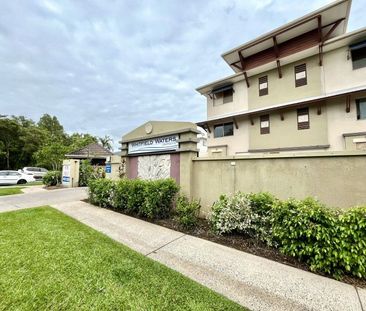 Furnished 2 Bed, 2 Bath Apartment in Resort-Style Complex - Photo 2