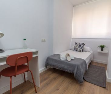 Calle Lozano de Torres, Málaga, Andalusia 29013 - Photo 5