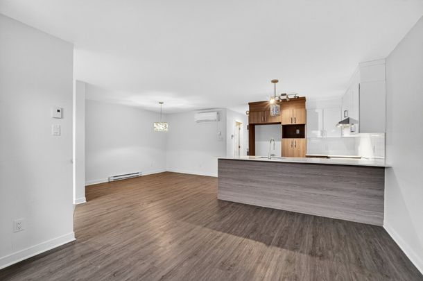 Nouveauté sur le marché Appartement à louer - Laval (Sainte-Rose) (Champfleury) - Photo 1