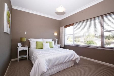 Sunny Family pet friendly home with an Avo tree - Photo 5