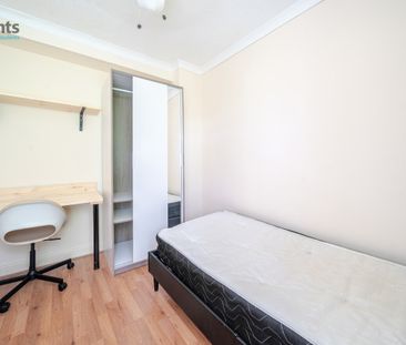 5 bedroom terraced house to rent - Photo 6