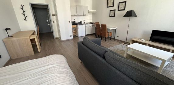 Location Appartement 1 pièce 35m² BOURG EN BRESSE 01000 - Photo 2