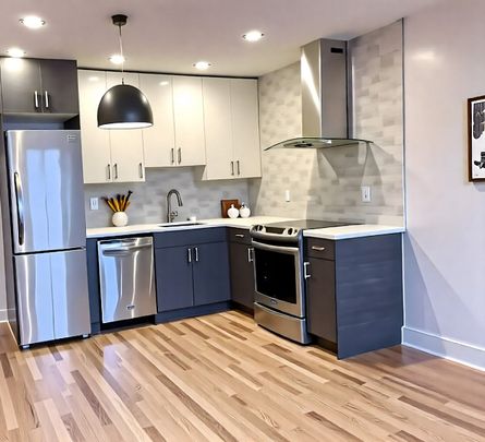 The Lawrence Quarters - Photo 1