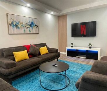 7481Z Rue Ostell Crescent - Photo 1