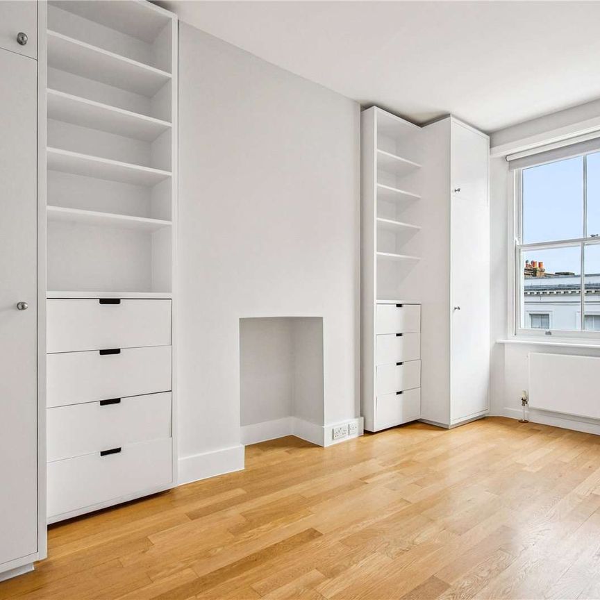 Elegant four bedroom period house in the heart of Notting Hill - Photo 1