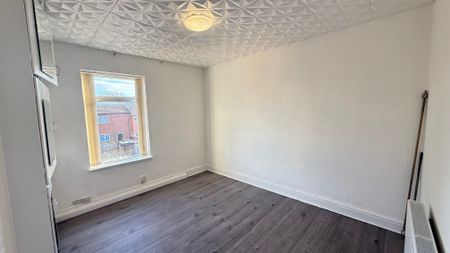 Dovercourt Road, Rotherham - Photo 2