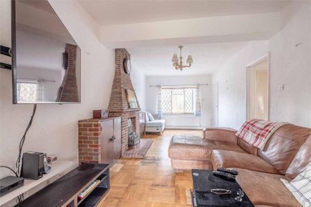 5 bedroom detached house to rent - Photo 4