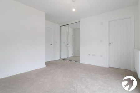 3 bedroom end of terrace house to rent - Photo 3