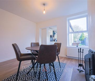 2 bedroom terraced house to rent - Photo 2