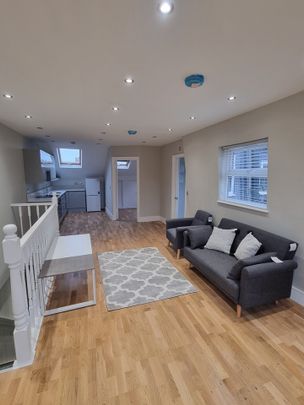 1 Bed Flat, Fairlight Road, SW17 - Photo 1