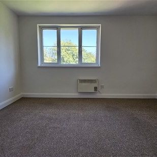 Willoughby Road, Harpenden, AL5 4DN - Photo 1