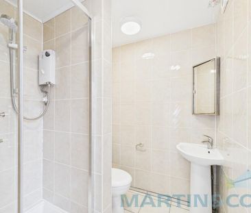 1 bedroom ground floor flat to rent - Photo 4