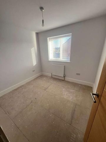 Eccles, M30 - Photo 4