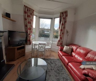 1 bedroom in a house share to rent - Photo 1