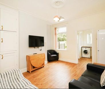 28 (3) Clementson Road, Crookes, Sheffield, S10 1GS - Photo 6