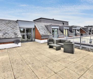 2 bedroom penthouse to rent - Photo 5