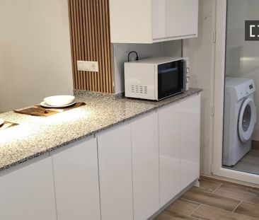 valencia, Valencian Community 46014 - Photo 2