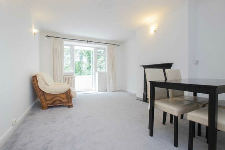 Courtlands - Photo 2