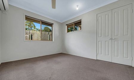 LOW MAINTENANCE LIVING IN NEW AUCKLAND - Photo 5