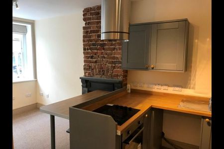 1 bedroom flat to rent - Photo 2