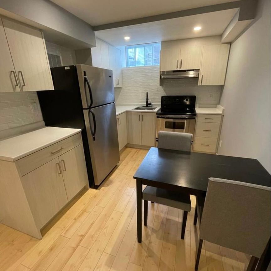 For Lease - 22 Manorwood Court, Caledon, Ontario - Photo 1