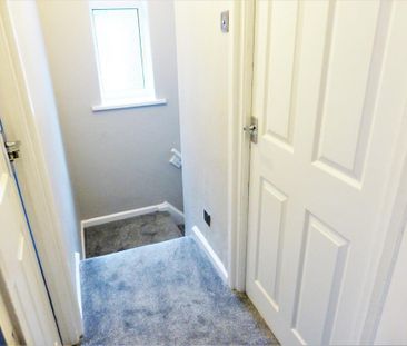 2 bedroom semi-detached house to rent - Photo 3