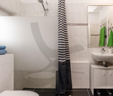 Mit schönem Sonnenbalkon - Photo 5