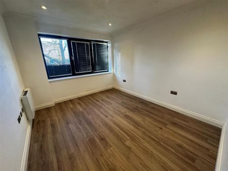 2 bedroom ground floor flat to rent - Photo 2