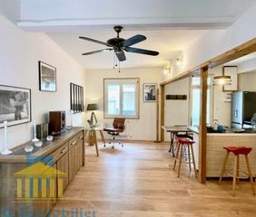 Location Appartement 2 pièces 48m² MARSEILLE 8ème - Photo 2