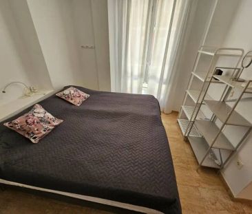 Piso de alquiler en Calle Valdés, Barrio del Centro - Photo 5