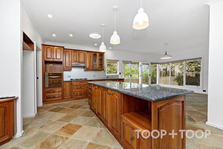 The Perfect Family Home - Photo 4