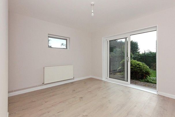 2 bedroom bungalow to rent - Photo 1