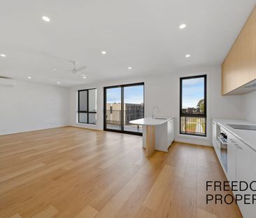 🌿 Brand-New Corner Townhouse with Rooftop-Style Terrace Living at LUMA - Photo 4