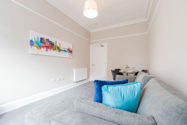 2 bedroom flat to rent - Photo 1