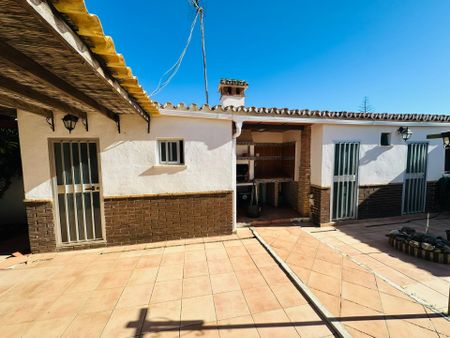 Chalet en alquiler en Calaburra, Mijas - Photo 3
