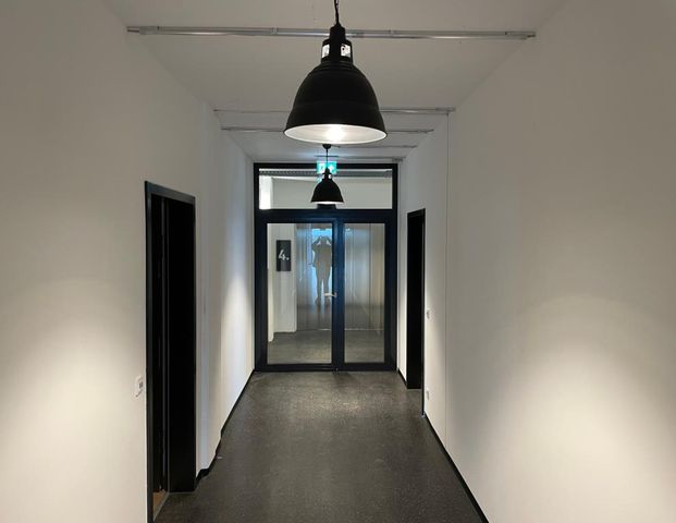 Grosszügige 2-Zimmer-Loft-Wohnung in Bremen (Tabakquartier). Wohnen mit Industriedesign - Photo 1