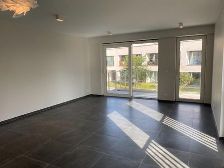 Prachtig appartement met 2 slaapkamers, 2 terrassen en autostaanplaats - Photo 5