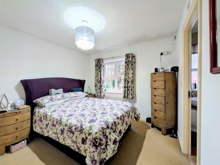 4 bedroom house to rent - Photo 2