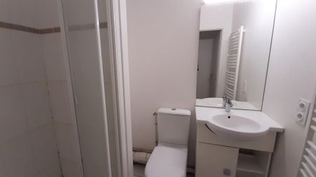 location Appartement T4 DE 76.8m² À FRANCONVILLE - Photo 2