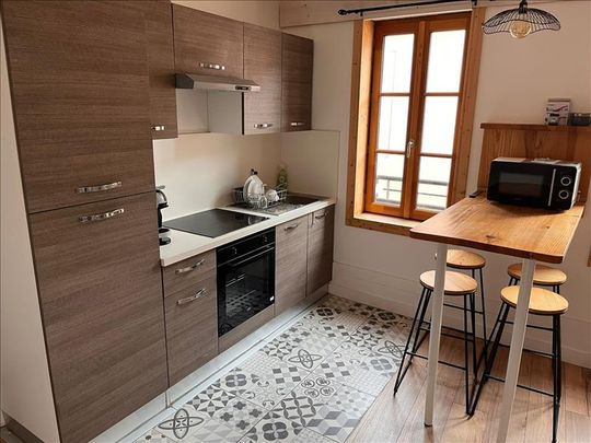 2 pièces - Meublé - 32 m² - 3ème étage - Colocation non autorisée - Photo 1