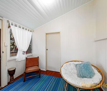 Queenslander Charm in a Prime Pomona Position - Photo 2