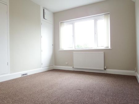 3 bedroom detached house to rent - Photo 5