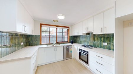 Gleaming Gem on Geddes! - Photo 5