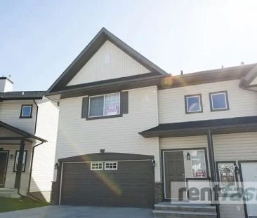 Beautiful and Spacious 3 bedroom townhouse in Rocky Ridge. | Calgary - Photo 1