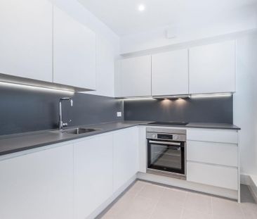 1 bedroom ground floor flat to rent - Photo 3